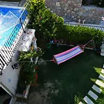 Kandira Butik Bed & Breakfast