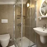 Alojamento de Acomodação e Pequeno-almoço Kandira Butik