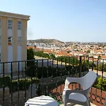 Kandira Butik Bed & Breakfast Çeşme