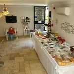 Bed & Breakfast Kandira Butik 4*