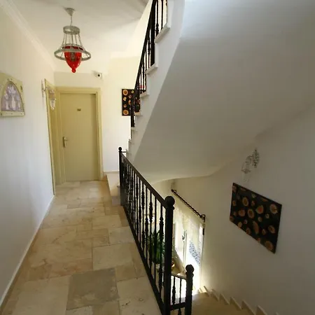 Kandira Butik 4* Çeşme