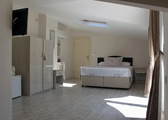 Kandira Butik 4* Кешме