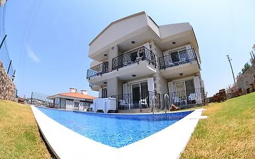 Kandira Butik 4* Кешме