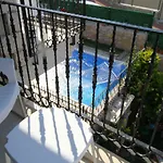 Bed & Breakfast Kandira Butik