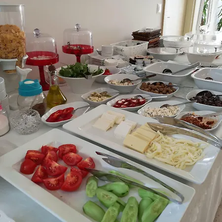 Kandira Butik Bed & Breakfast Çeşme