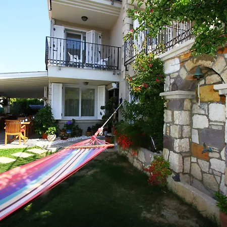 Kandira Butik Bed & Breakfast Çeşme