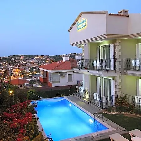 Kandira Butik Bed & Breakfast 4*