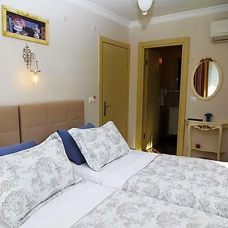 Kandira Butik Bed & Breakfast 4*