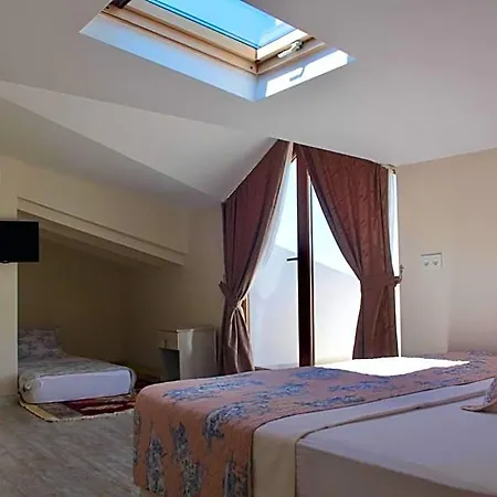 Bed & Breakfast Kandira Butik 4*