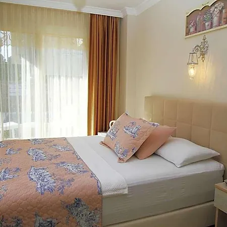 Bed & Breakfast Kandira Butik 4*