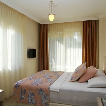 Kandira Butik Bed & Breakfast Çeşme