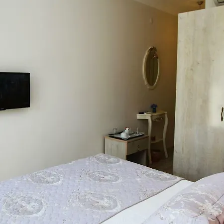 Kandira Butik 4* Кешме
