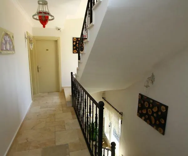 Kandira Butik 4* Çeşme