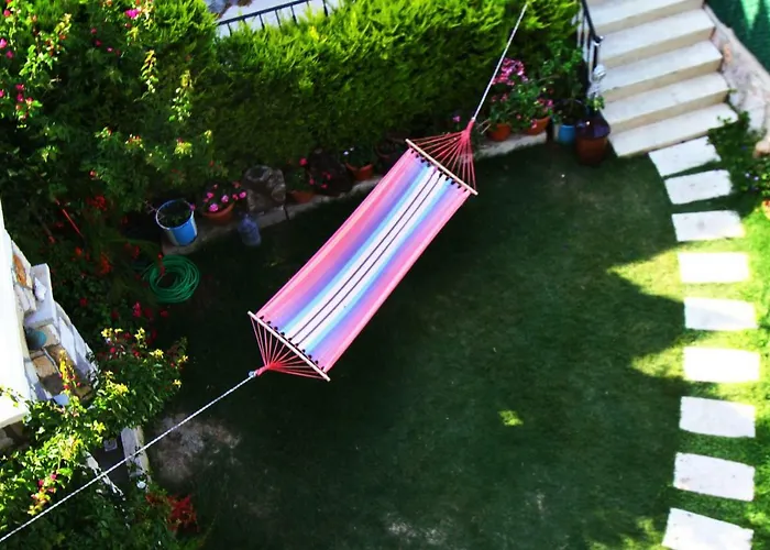 Kandira Butik Bed & Breakfast 4*