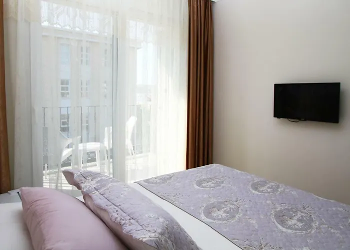 Bed & Breakfast Kandira Butik 4*